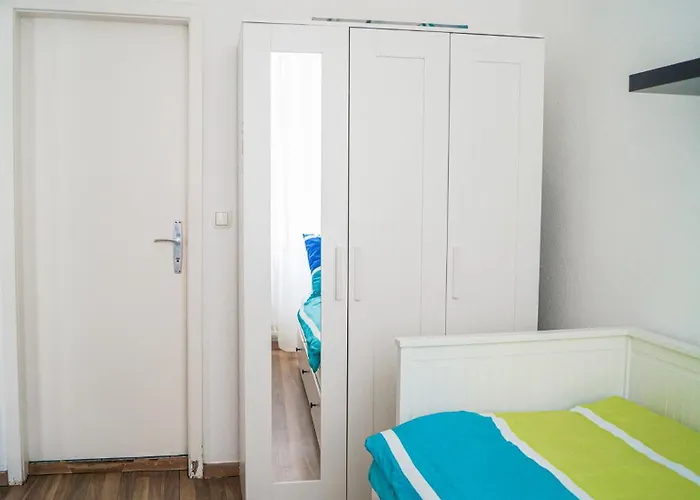 Sweet 2br Apt, Near Schloss Belvedere & Rennweg Vienna
